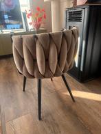 2 Gevlochten eetkamer stoelen, Huis en Inrichting, Stoelen, Ophalen of Verzenden, Zo goed als nieuw, Overige kleuren, Twee