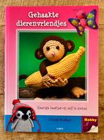 Gehaakte dierenvriendjes - Christel Krukkert, Ophalen of Verzenden, Zo goed als nieuw, Haken, Patroon of Boek