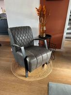 Leren fauteuil in topstaat + onderhoudsmiddelen, Huis en Inrichting, Ophalen, Zo goed als nieuw, Industrieel, 50 tot 75 cm