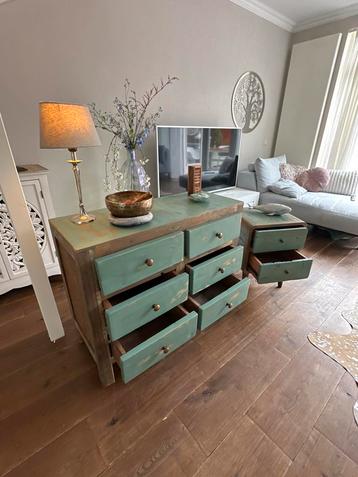 Antieke Kast - Groen Rustiek Design - Uniek beschikbaar voor biedingen