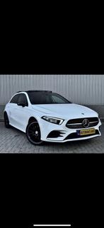 Mercedes A250e | AMG | PANO | SFEER | DEALER ONDERHOUDEN |, Zwart, 4 cilinders, 160 pk, Wit