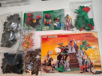 Lego set 6076 Dragon Knights Dark Dragons Den beschikbaar voor biedingen
