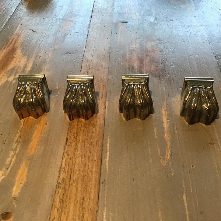 Set messing 4 teens leeuwenklauwen, Antiek en Kunst, Antiek | Koper en Brons, Koper, Ophalen