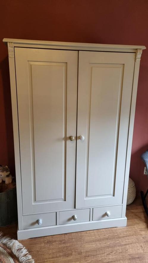 Kinderkamer kast en commode, Kinderen en Baby's, Kinderkamer | Commodes en Kasten, Gebruikt, 105 cm of meer, 100 cm of meer, 50 tot 70 cm