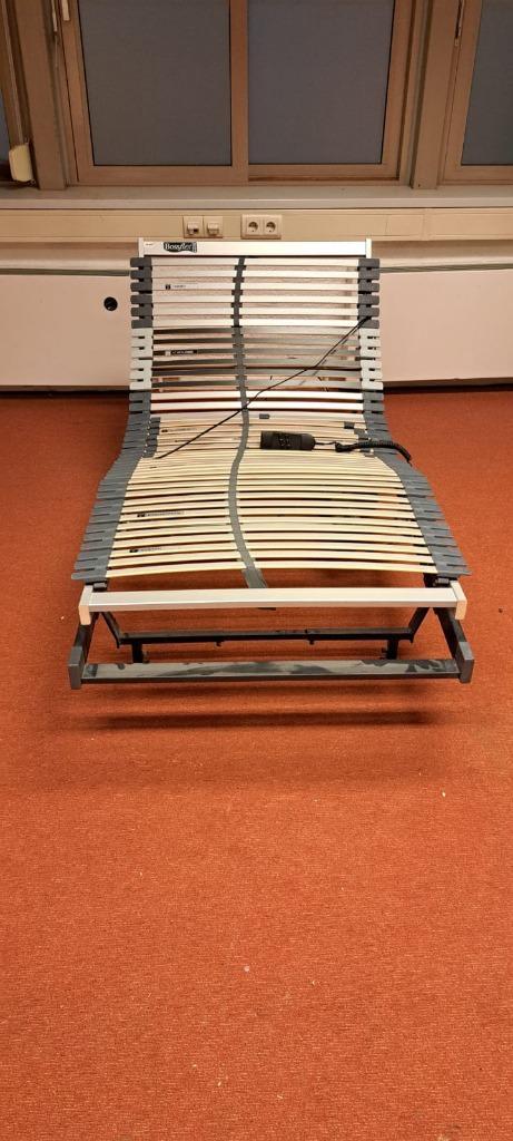 Meerdere Elektrische lattenbodem Bossflex – verstelbaar, Huis en Inrichting, Slaapkamer | Matrassen en Bedbodems, Zo goed als nieuw