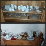 Divers servies, glazen en decoratie, Ophalen