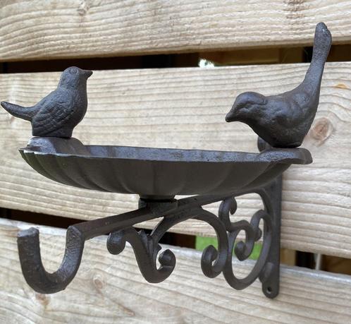 Wandhaak met vogelschaal met vogels, gietijzer, wandschaal, Tuin en Terras, Vogelhuisjes en Vogelbaden, Nieuw, Ophalen of Verzenden