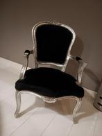 Zilverkleurige stoel met zwartfluwelen bekleding, Huis en Inrichting, Ophalen, Eén