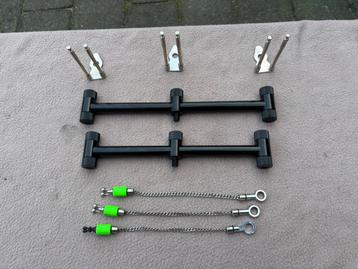 3 rod set up. Buzzerbars, snag ears, hangers beschikbaar voor biedingen
