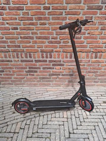 Elektrische step beschikbaar voor biedingen