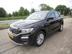 Volkswagen T-Roc 1.0 TSI Style Navi, Voorwielaandrijving, Stof, Gebruikt, 1194 kg