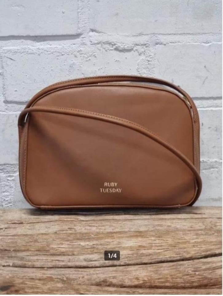 Ruby Tuesday - Cognacbruine leren tas - Nieuw, Sieraden, Tassen en Uiterlijk, Tassen | Damestassen, Nieuw, Schoudertasje, Bruin