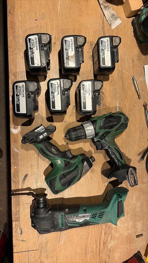 Accutol, slagtol en multitool met 6 accu’s, Doe-het-zelf en Verbouw, Gereedschap | Boormachines, Zo goed als nieuw, Overige typen