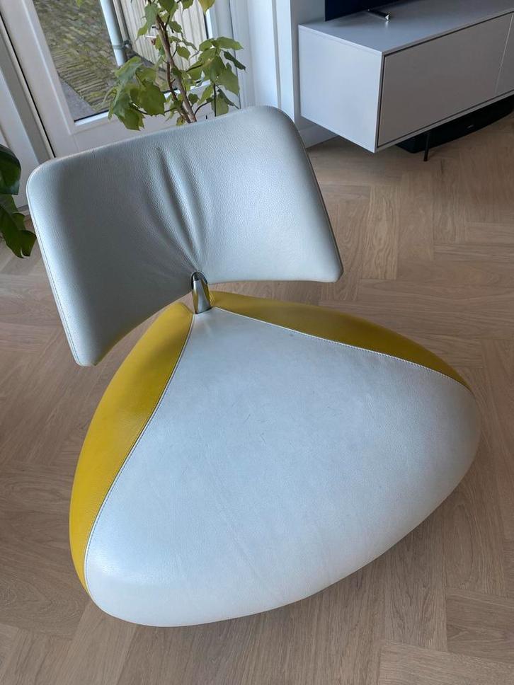 Leolux Pallone in goede staat, Huis en Inrichting, Fauteuils, Gebruikt, Leer, 50 tot 75 cm, 75 tot 100 cm, Ophalen