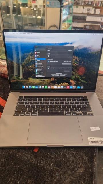 Macbook pro  2019 i9 16gb  beschikbaar voor biedingen