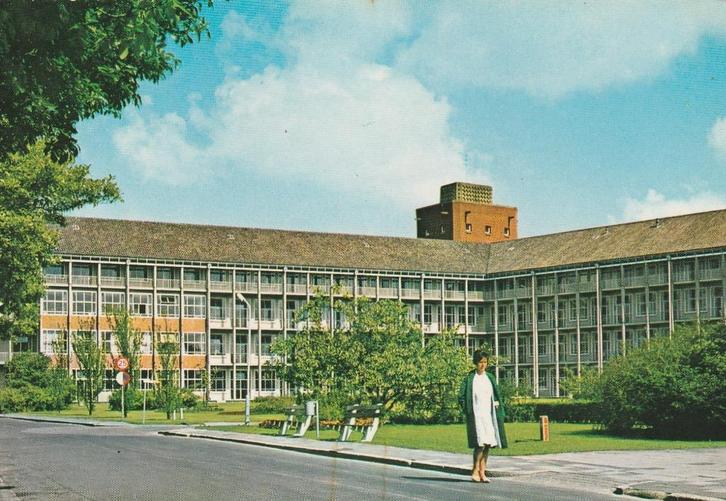 STAD GRONINGEN Academisch Ziekenhuis Inwendige Geneeskunde, Verzamelen, Ansichtkaarten | Nederland, Ongelopen, Groningen, 1960 tot 1980