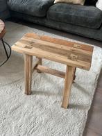 Houten bankje, Ophalen