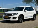 Volkswagen Tiguan 1.4 TSI Sport&Style R-line Edition | 19inc, Voorwielaandrijving, Euro 5, 15 km/l, Zwart