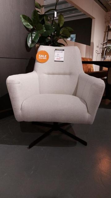 Draaifauteuil Zitop merk nix design showmodel beschikbaar voor biedingen