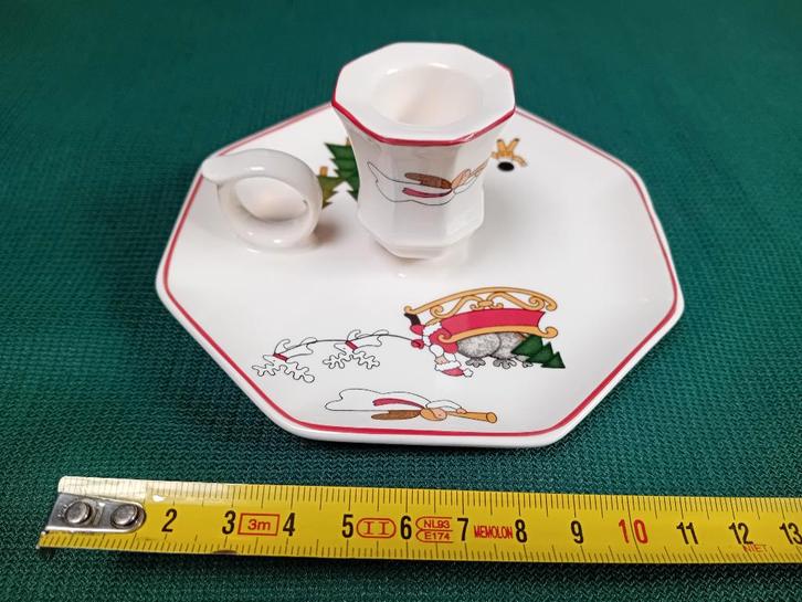 Christmas Village kandelaar., Huis en Inrichting, Keuken | Servies, Zo goed als nieuw, Bord(en), Wedgwood, Aardewerk, Ophalen of Verzenden