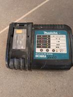 Te koop aangeboden MAKITA DC36RA acculader, Doe-het-zelf en Verbouw, Gereedschap | Machine-onderdelen en Toebehoren, Ophalen, Zo goed als nieuw
