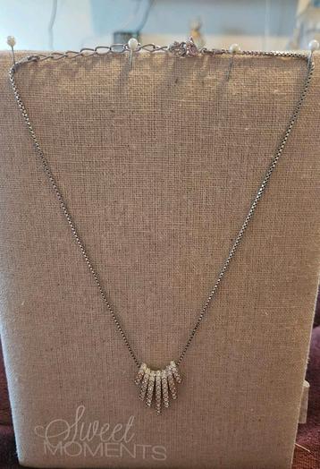 Swarovski ketting beschikbaar voor biedingen