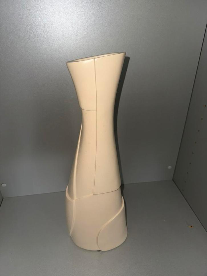 Design vaas, Huis en Inrichting, Woonaccessoires | Vazen, Zo goed als nieuw, Overige kleuren, Minder dan 50 cm, Aardewerk of Porselein