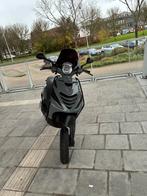 Piaggio Zip 70cc 2T – Nardo Grey | 2018 | Bomvol opties, Fietsen en Brommers, Scooters | Piaggio, Ophalen, Tweetakt, Maximaal 45 km/u