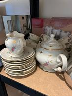 Wawel 1979 - 26 delig servies set, Antiek en Kunst, Antiek | Servies compleet, Ophalen