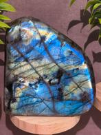 Prachtige Labradoriet Freeform - 919 gram, Verzamelen, Mineralen en Fossielen, Ophalen of Verzenden, Mineraal