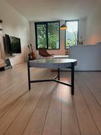 Salon tafel/stalen onderstel, Huis en Inrichting, Ophalen, Gebruikt, 75 m² of meer, Laminaat