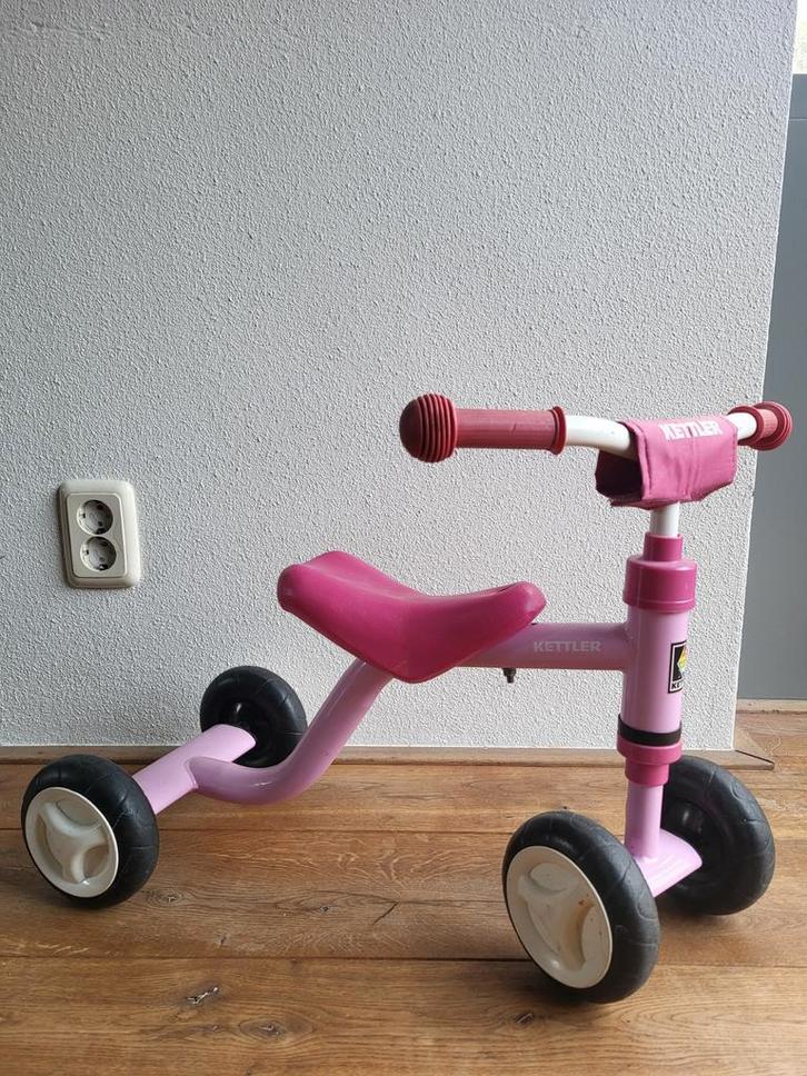 Roze Loopfiets Kettler - Goede Staat!, Kinderen en Baby's, Speelgoed | Buiten | Voertuigen en Loopfietsen, Gebruikt, Loopfiets