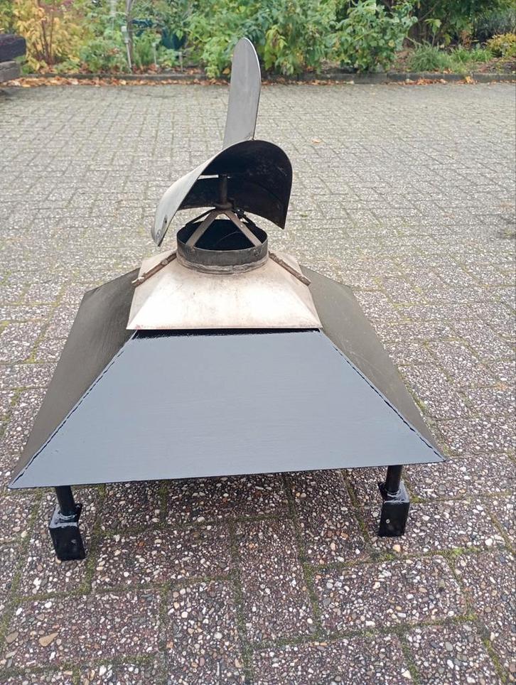 Schoorsteenkap., Huis en Inrichting, Kachels, Zo goed als nieuw, Ophalen