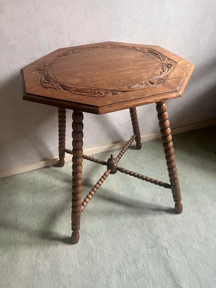 Antiek Eiken Bijzettafeltje, Antiek en Kunst, Antiek | Meubels | Tafels, Ophalen of Verzenden