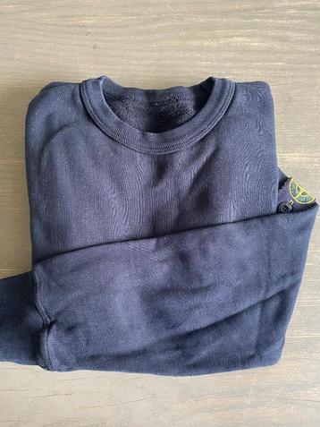 Stone Island sweater (donkerblauw). Bijna zgan.Mt 10/140 beschikbaar voor biedingen
