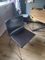 4 Leren Eetkamerstoelen - 2 geel+ 2 Zwart, Huis en Inrichting, Stoelen, Ophalen, Gebruikt, Zwart, Leer