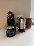 Magimix Nespresso apparaat met opschuimer, Espresso apparaat, Ophalen of Verzenden, Zo goed als nieuw, 1 kopje