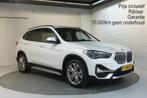 BMW X1 sDrive20i Automaat | Panorama | Trekhaak | Head Up, 1998 cc, 4 cilinders, 179 pk, Wit