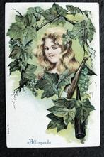 Meisje met blond golvend haar tussen druiven en wijnflessen, Verzenden, Voor 1920, Ongelopen, Kinderen