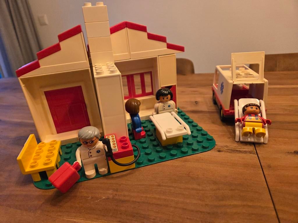 Vintage Duplo Ziekenhuis Set, Kinderen en Baby's, Speelgoed | Duplo en Lego, Ophalen of Verzenden, Gebruikt, Complete set, Duplo