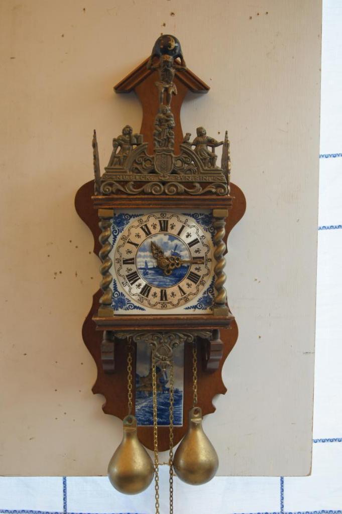 Zaanse klok met Blauwe tegeltjes, Antiek en Kunst, Antiek | Klokken, Ophalen of Verzenden