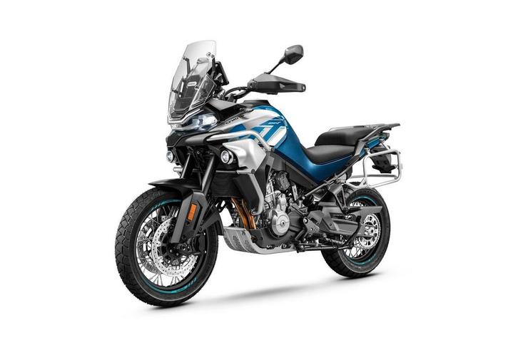 CFMOTO 800 MT SPORT (NIEUW), Motoren, Motoren | CFMOTO, Bedrijf, Overig, meer dan 35 kW, 2 cilinders