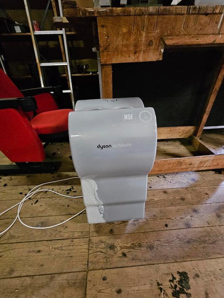 Dyson Airblade handendroger, Doe-het-zelf en Verbouw, Sanitair, Zo goed als nieuw, Ophalen