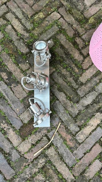 Spots lampen 3x beschikbaar voor biedingen