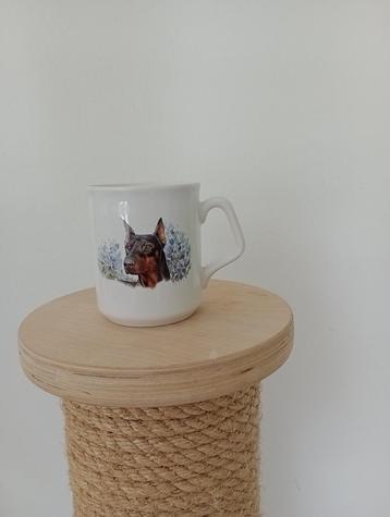 Dobermann Pincher Mok beschikbaar voor biedingen