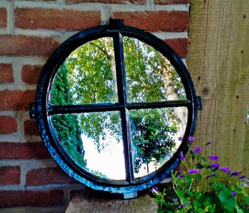 Antieke Boeren Stal Raam Spiegel Tuinspiegel - Rond, Tuin en Terras, Tuinwanddecoratie, Zo goed als nieuw, Ophalen of Verzenden