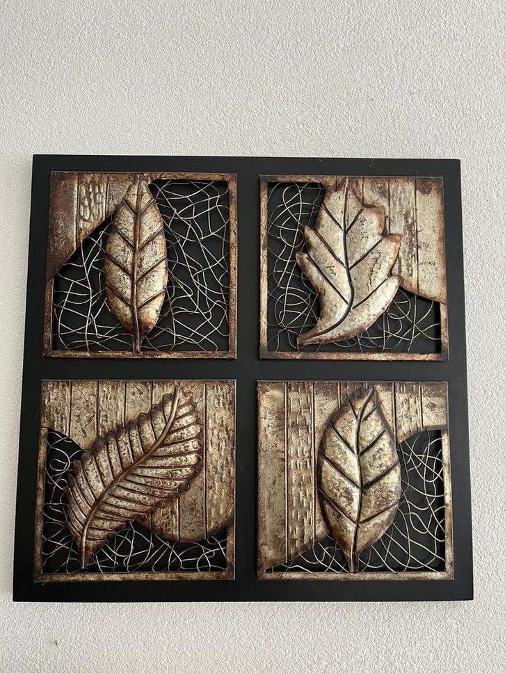 uit ijzer gesneden blaadjes decoratie goud/zwart, Antiek en Kunst, Antiek | Wandborden en Tegels, Ophalen of Verzenden