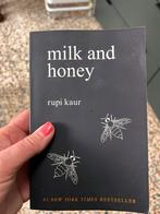 Milk and Honey, Ophalen of Verzenden, Zo goed als nieuw