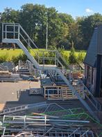 Stalen trapmet tussenbordes gegalv  hoog 4,9mtr nob126, Ophalen of Verzenden, 2 tot 4 meter