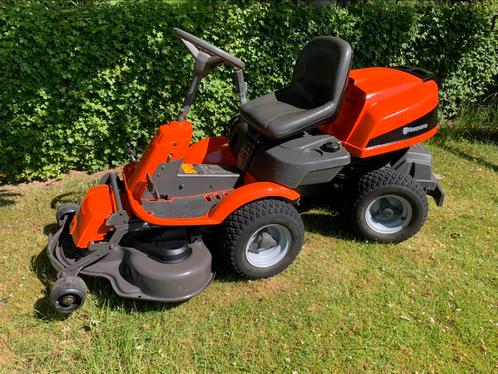 Husqvarna zitmaaier, Tuin en Terras, Zitmaaiers, Gebruikt, 90 tot 120 cm, Ophalen